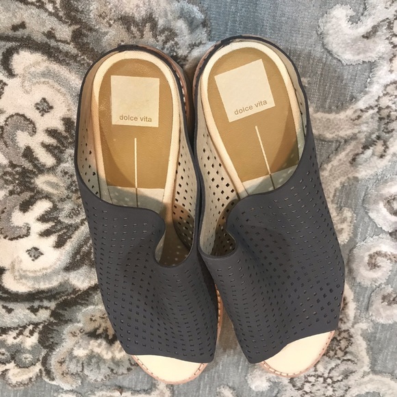 Dolce Vita perforated wedge peep toe heels - Picture 8 of 8